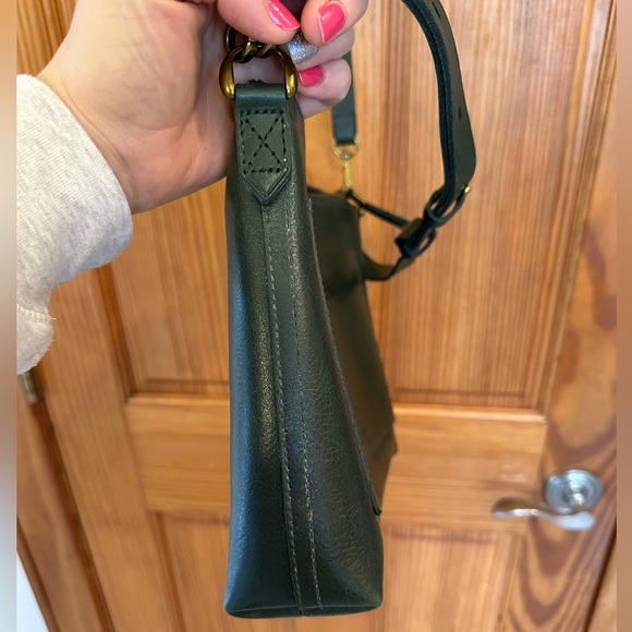 Madewell Transport Shoulder Crossbody in Forest - Picture 7 of 11